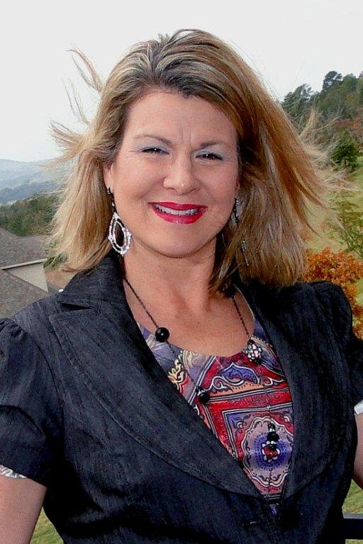 Our 1st Place Winner, Dana McKinney (Educator in Jonesboro, AR)